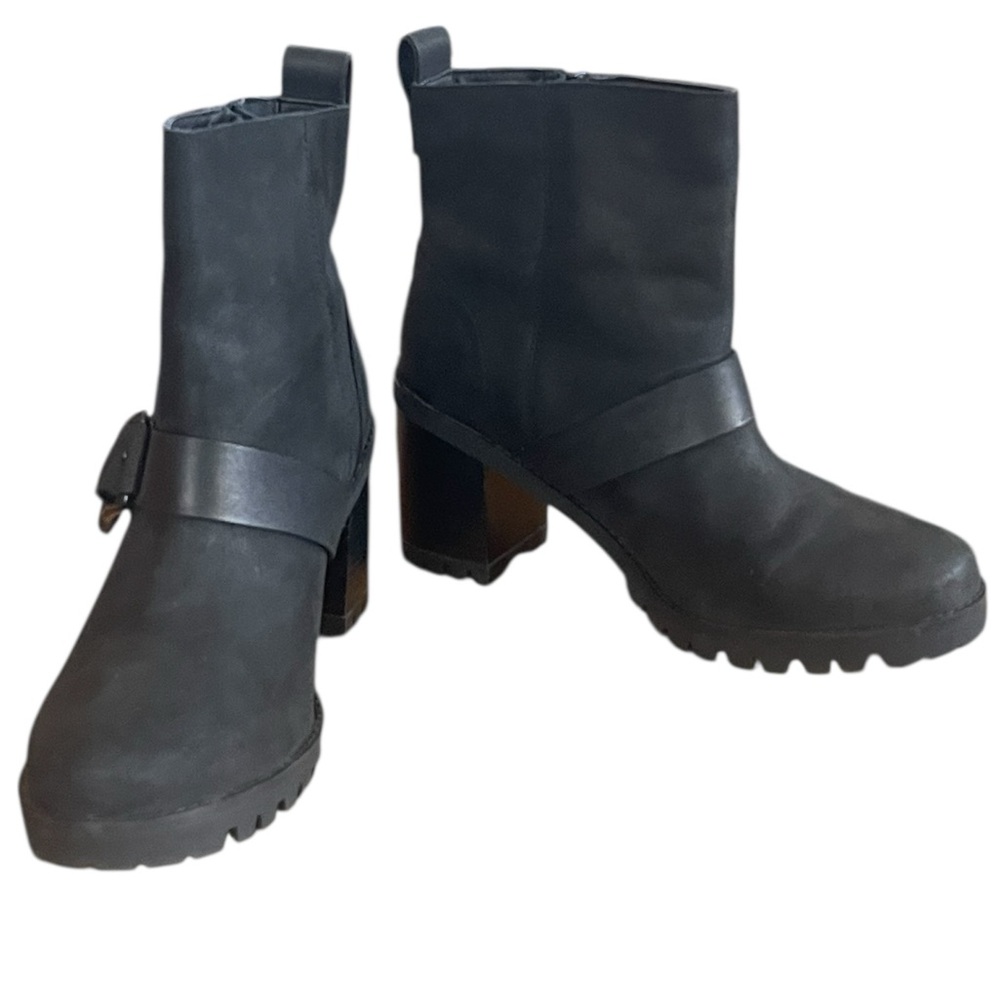 UGG “Fern” Moto waterproof buckle boots. Size 9 GUC - Picture 7 of 13